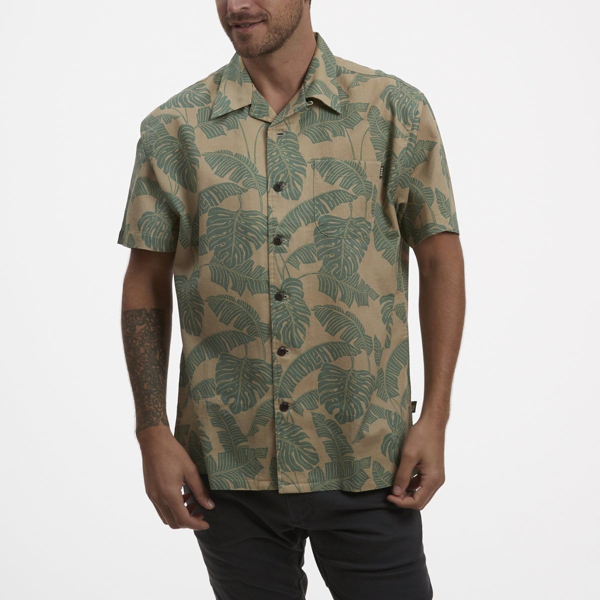 Howler Brothers Monoloha Shirt - Monstera Print : Canopy Khaki